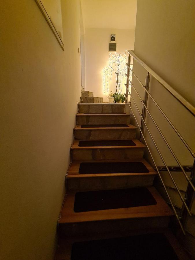 Apartmani Mladenovic Kijevo Exterior photo